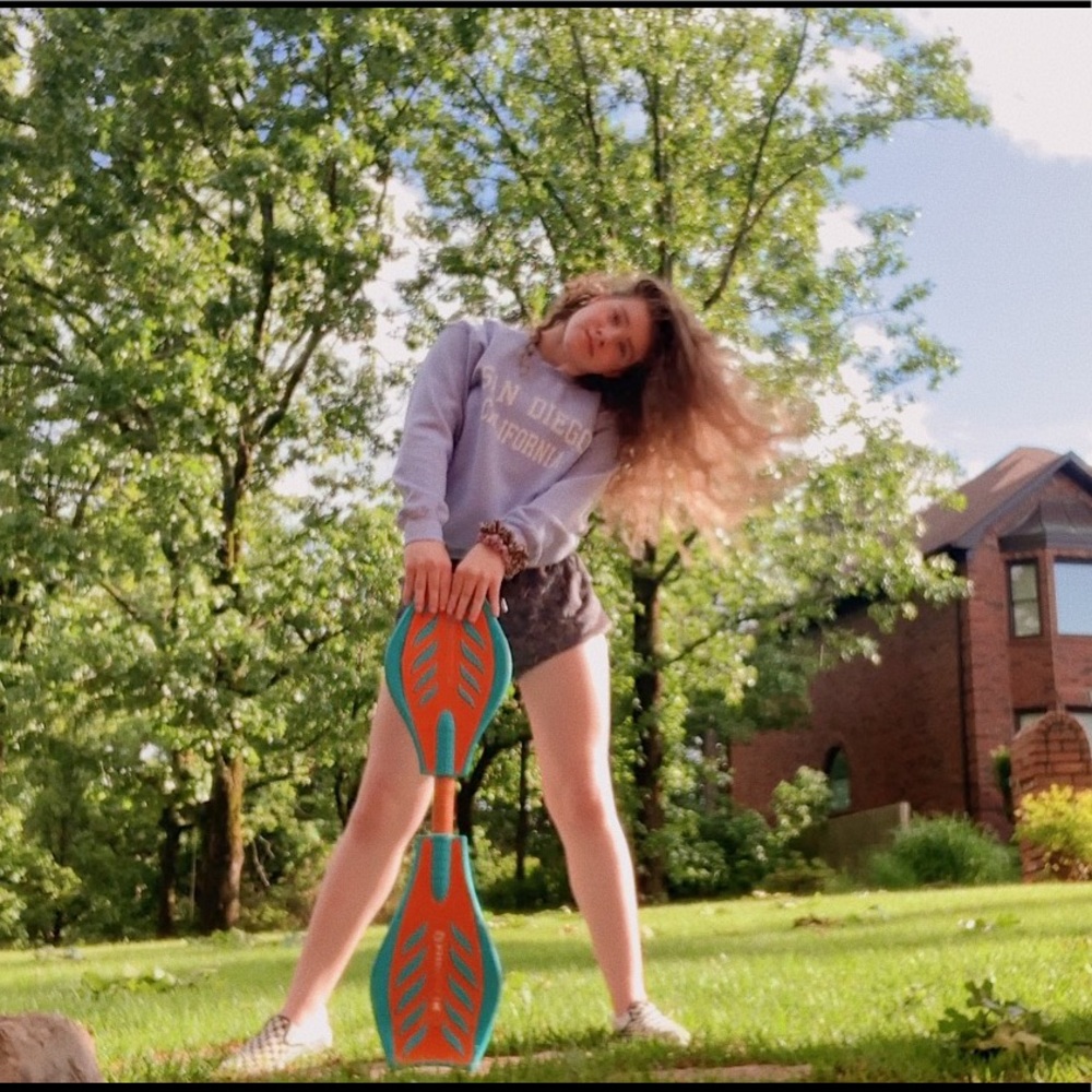 Meet your Posher, Riley